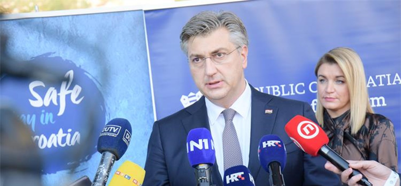 Predsjednik Republike očito krši zakone. Takvo je ponašanje nedopustivo, predstavlja puzajući državni udar